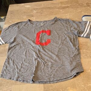 5th & Ocean Gray Tee with Red Lettering